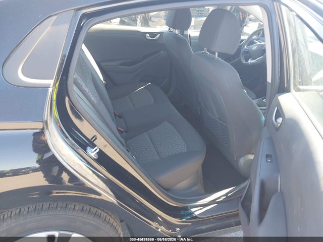 صورة 8 لـ 2018 Hyundai IONIQ HYBRID BLUE