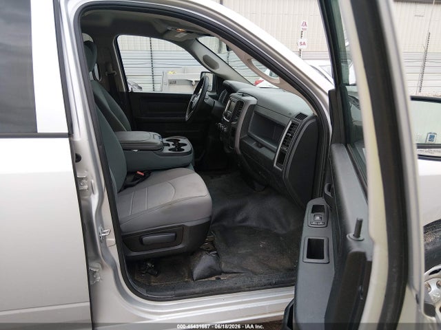 صورة 5 لـ 2017 RAM 1500 TRADESMAN 4X2 6'4 BOX