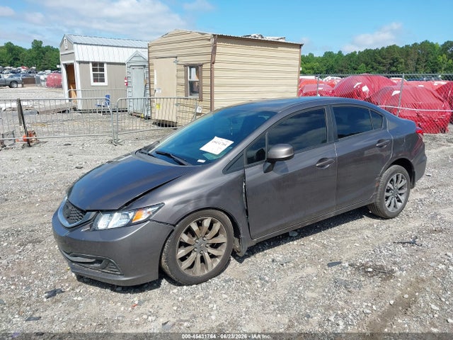 2013 Honda CIVIC LX photo 2