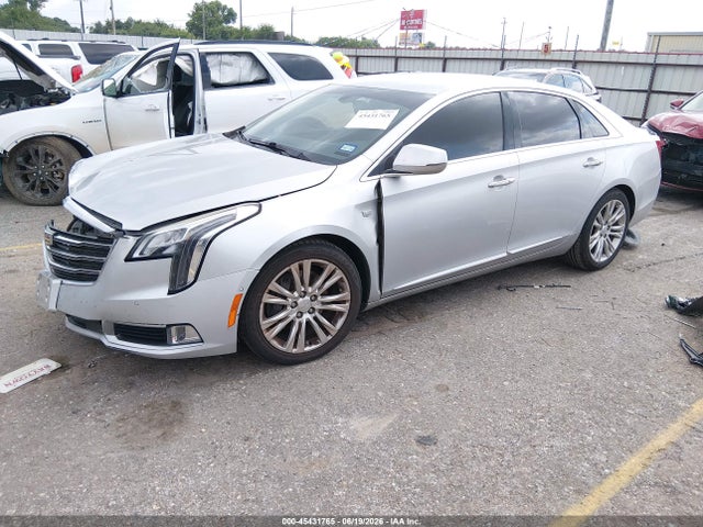 2019 Cadillac XTS LUXURY — фото 2