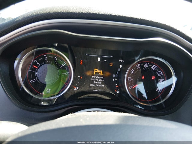 صورة 7 لـ 2022 Dodge CHALLENGER GT AWD