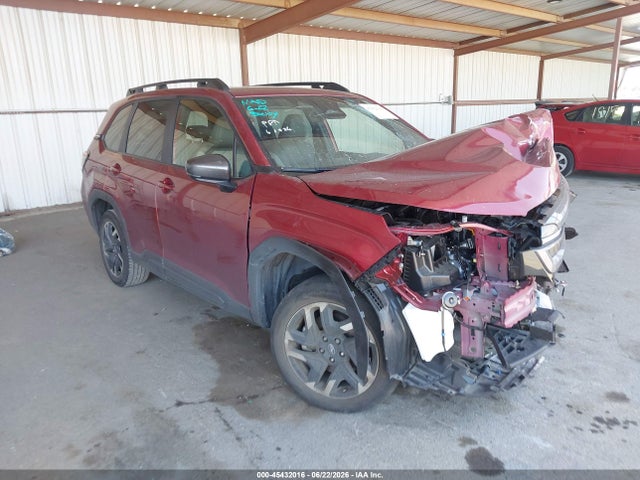 2025 SUBARU FORESTE LIMITED