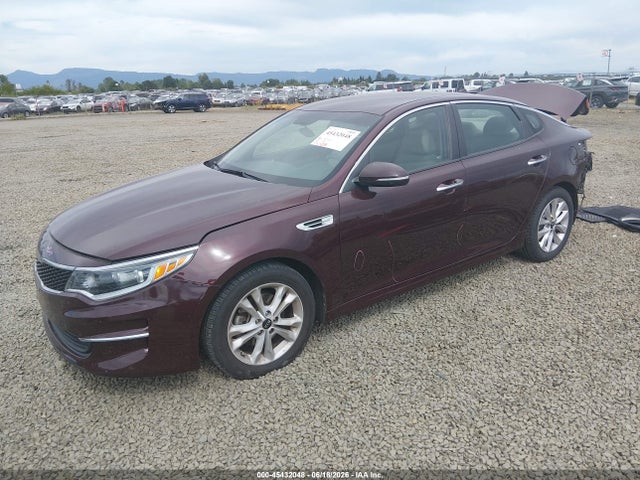 2018 KIA OPTIMA LX 照片 2