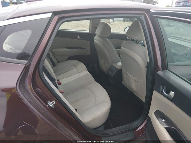 2018 KIA OPTIMA LX 照片 8
