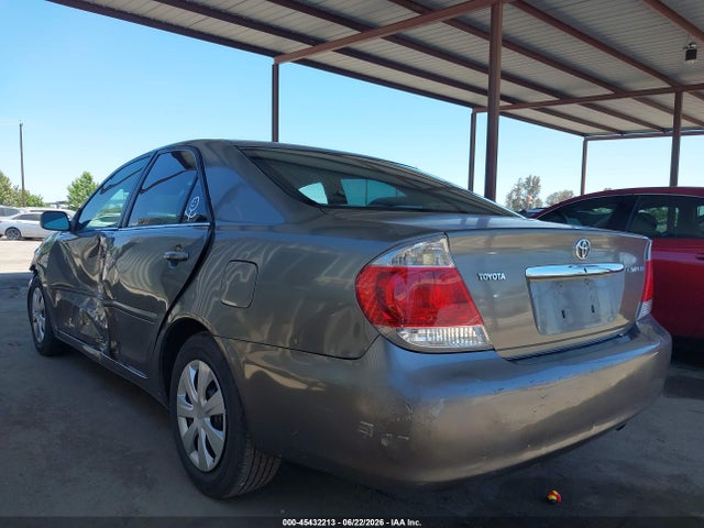 2006 Toyota CAMRY LE photo 3