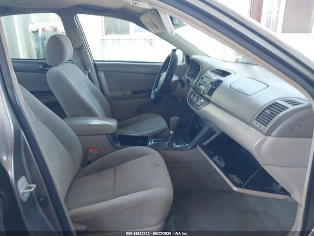 2006 Toyota CAMRY LE photo 5