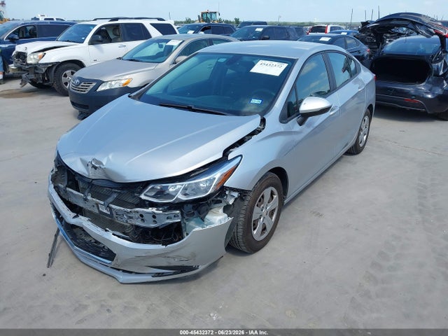 صورة 2 لـ 2016 Chevrolet CRUZE LS AUTO