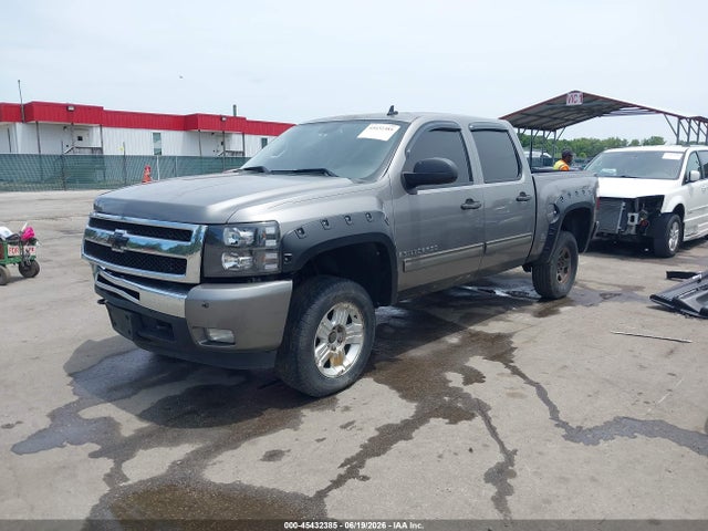 صورة 2 لـ 2009 Chevrolet SILVERADO 1500 LT