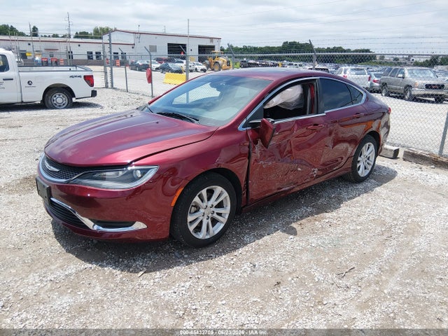2015 Chrysler 200 LIMITED — фото 2