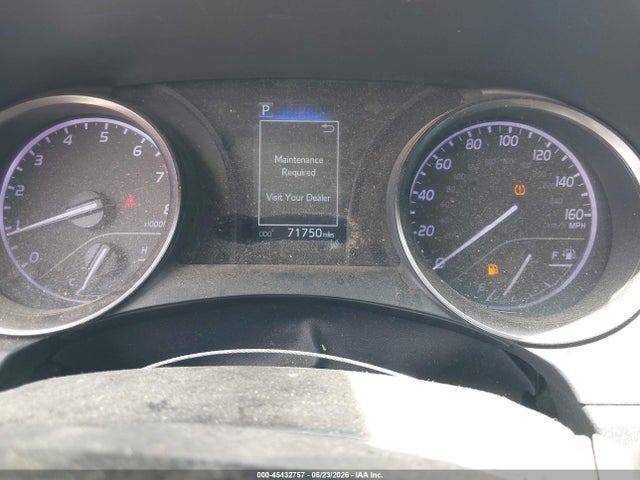 2022 Toyota CAMRY SE photo 7