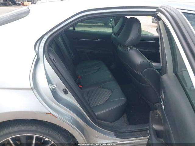 2022 Toyota CAMRY SE photo 8