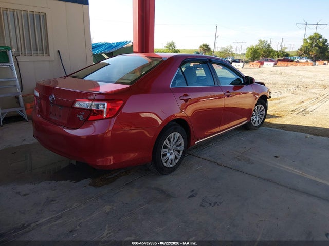 2012 Toyota CAMRY LE 照片 4