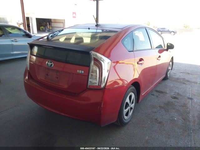 2013 Toyota PRIUS THREE — фото 4