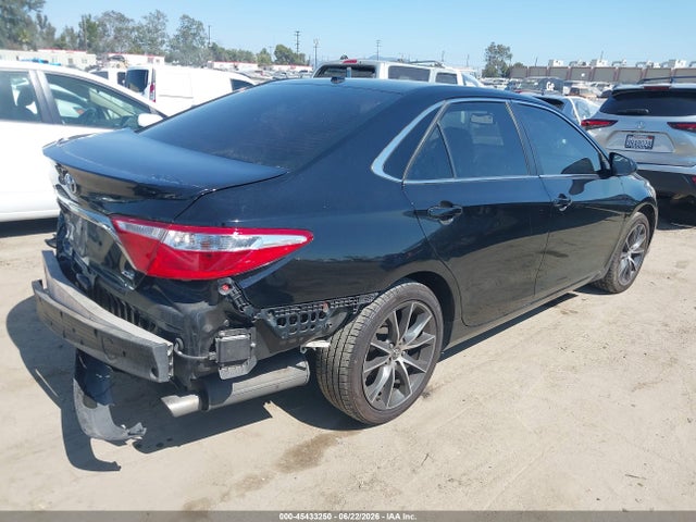 2017 Toyota CAMRY XSE V6 photo 4
