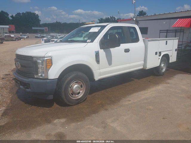 2017 FORD F-250 XL/XLT 2