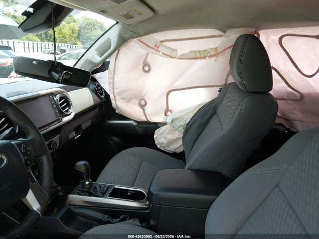 2020 Toyota TACOMA SR5 V6 photo 5