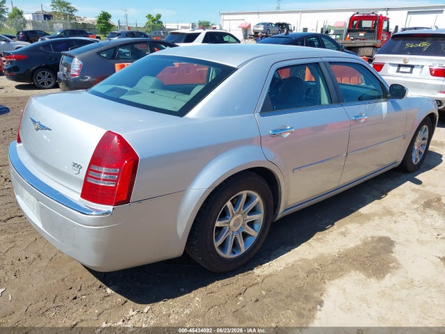 صورة 4 لـ 2005 Chrysler 300C