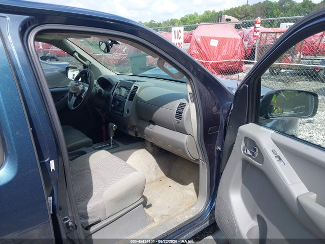 2013 Nissan FRONTIER SV 照片 5