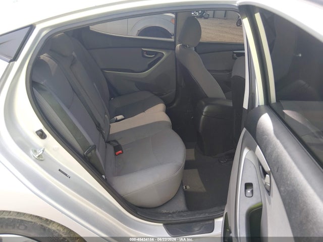 2016 Hyundai ELANTRA SE — фото 8