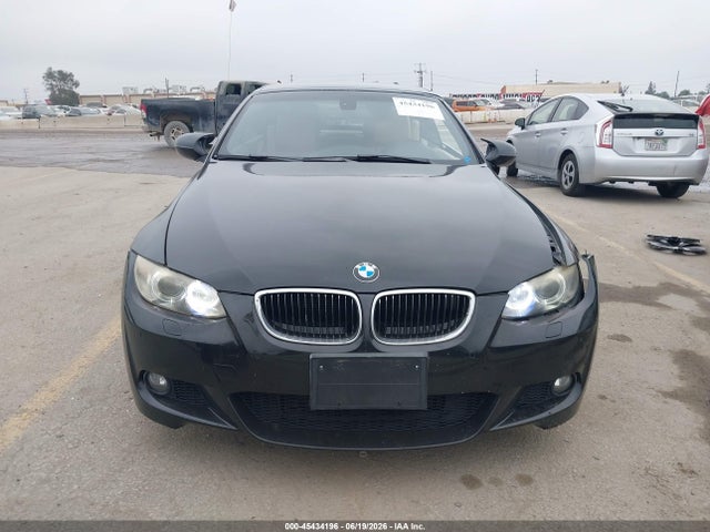2010 BMW 335I — миниатюра 12