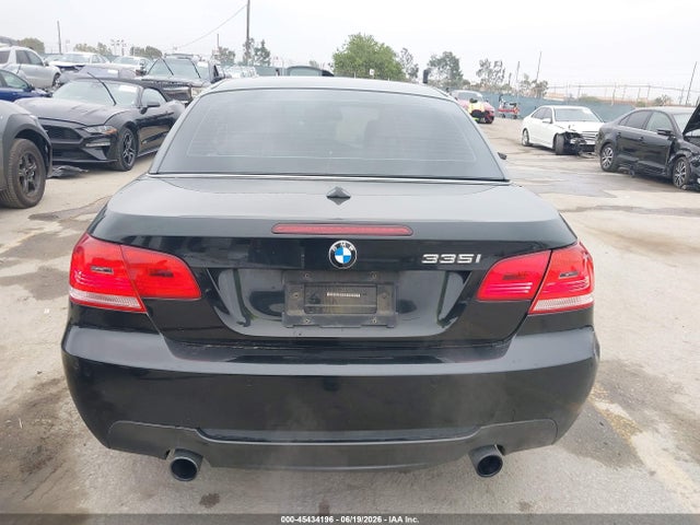 2010 BMW 335I — миниатюра 16