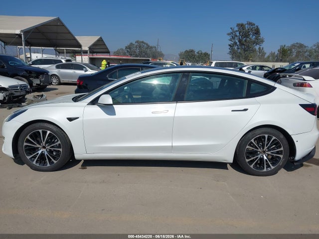 2023 Tesla MODEL 3 — миниатюра 14
