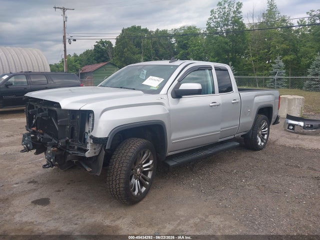 صورة 2 لـ 2015 GMC SIERRA 1500 SLE