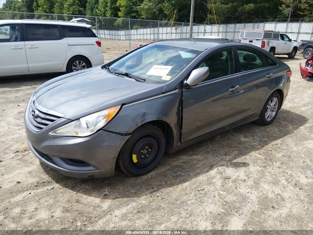2013 Hyundai SONATA GLS 照片 2