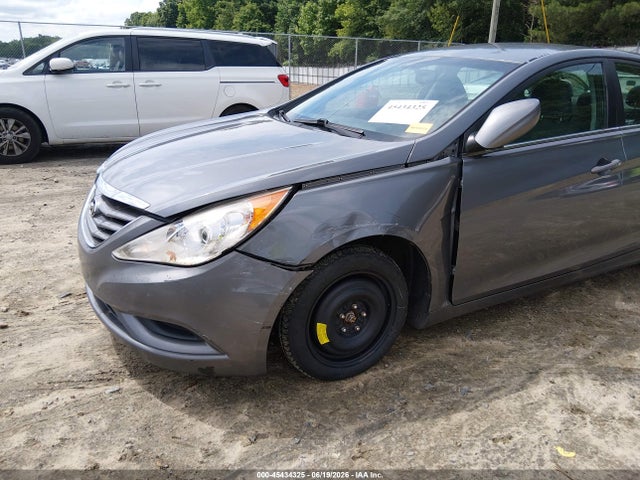 2013 Hyundai SONATA GLS 照片 6