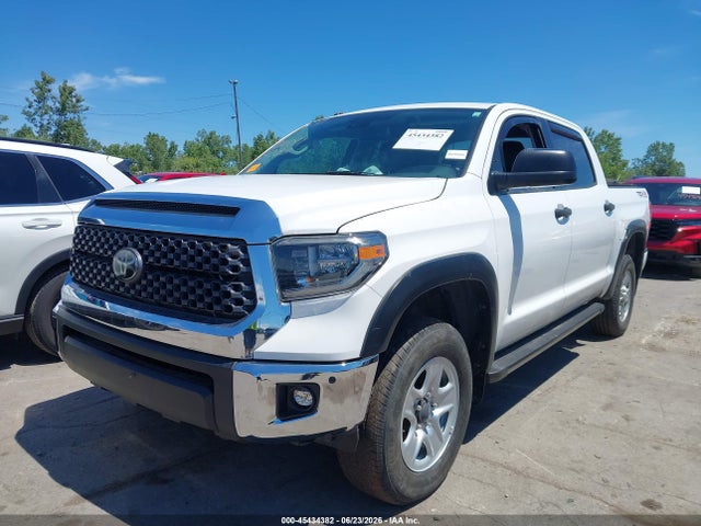 2018 Toyota TUNDRA SR5 5.7L V8 — фото 2