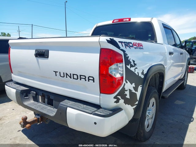 2018 Toyota TUNDRA SR5 5.7L V8 — фото 4