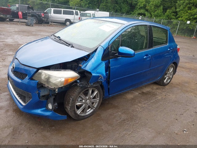 2013 Toyota YARIS 照片 2