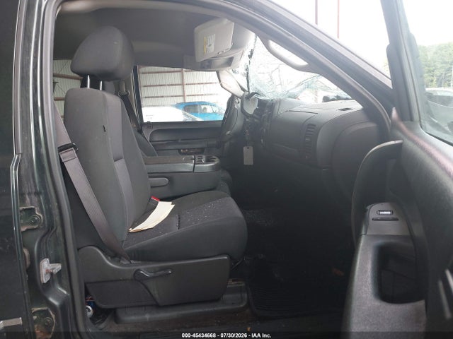 صورة 5 لـ 2013 Chevrolet SILVERADO 1500 LT