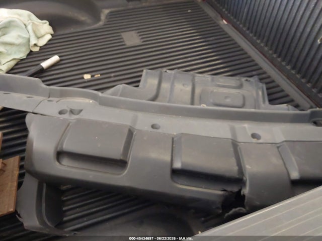 2012 Nissan FRONTIER SV thumbnail 12