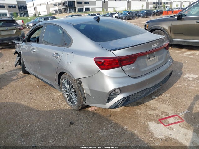 2023 KIA FORTE GT-LINE 3