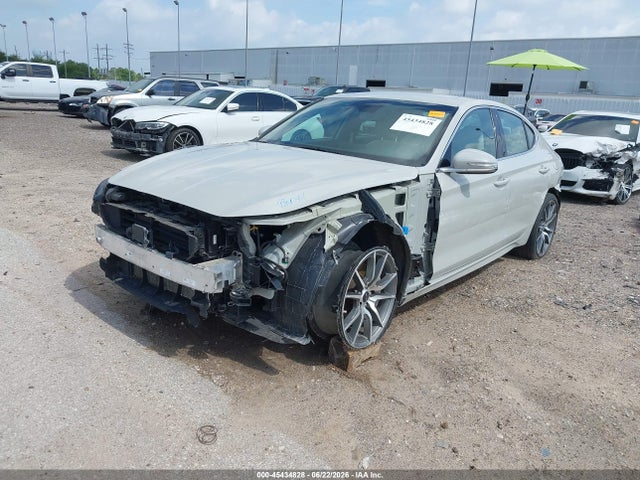 2024 Genesis G70 2.5T RWD — фото 2