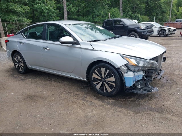 2021 NISSAN ALTIMA SV FWD