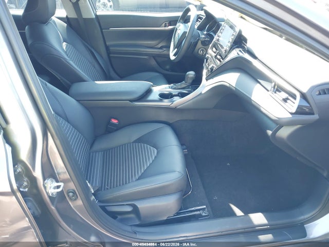 2024 Toyota CAMRY SE photo 5