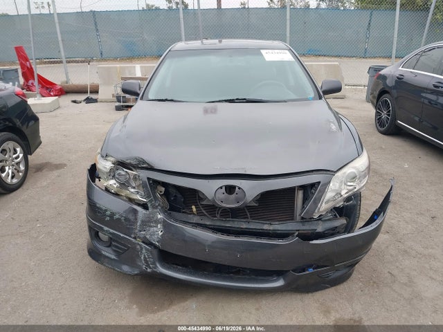 2010 Toyota CAMRY SE thumbnail 13
