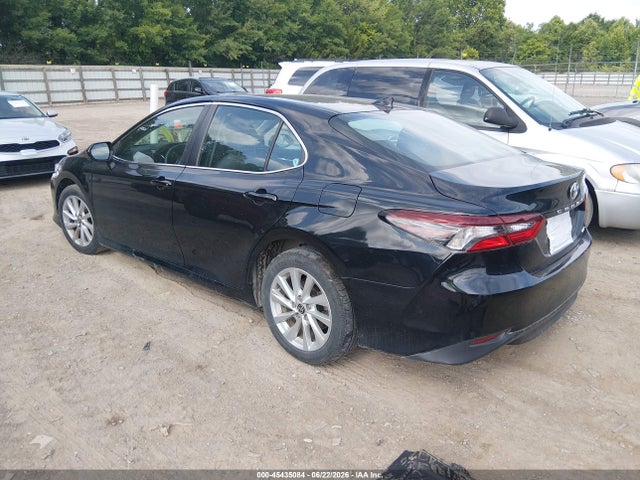 صورة 3 لـ 2021 Toyota CAMRY LE