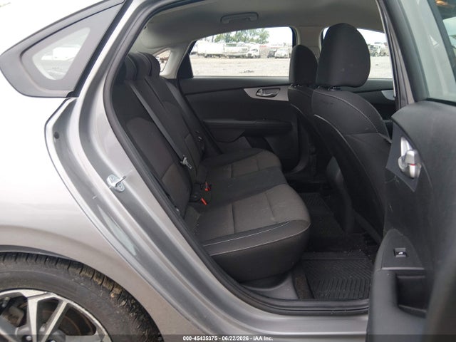 صورة 8 لـ 2022 KIA FORTE LXS
