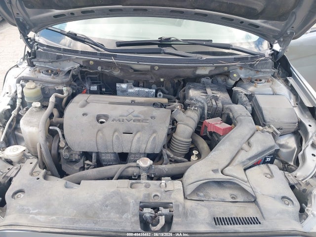 2016 Mitsubishi LANCER ES 照片 10