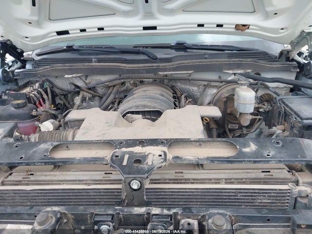 صورة 10 لـ 2015 Chevrolet SILVERADO 1500 1LT