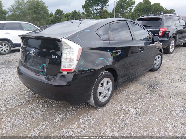 2011 Toyota PRIUS THREE — фото 4