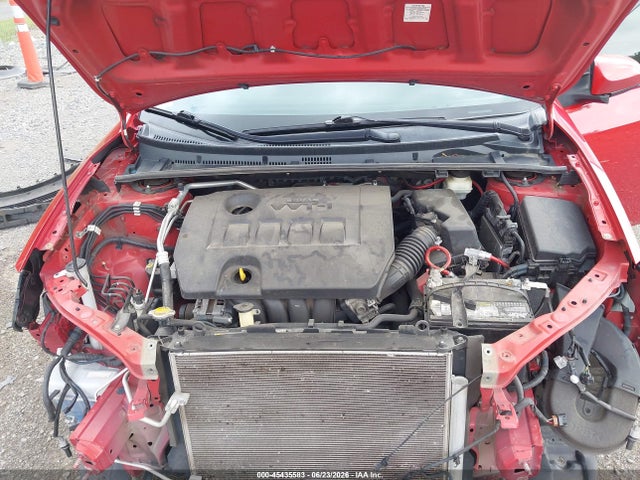 صورة 10 لـ 2015 Toyota COROLLA LE