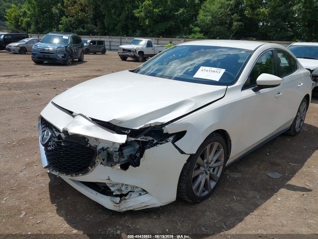 صورة 6 لـ 2021 Mazda MAZDA3 SELECT