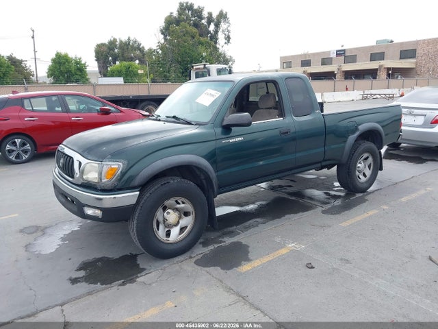 2004 Toyota TACOMA PRERUNNER photo 2