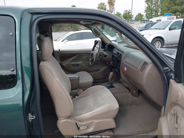 2004 Toyota TACOMA PRERUNNER photo 5