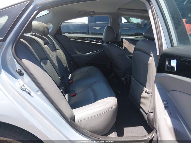 2013 Hyundai SONATA LIMITED 照片 8