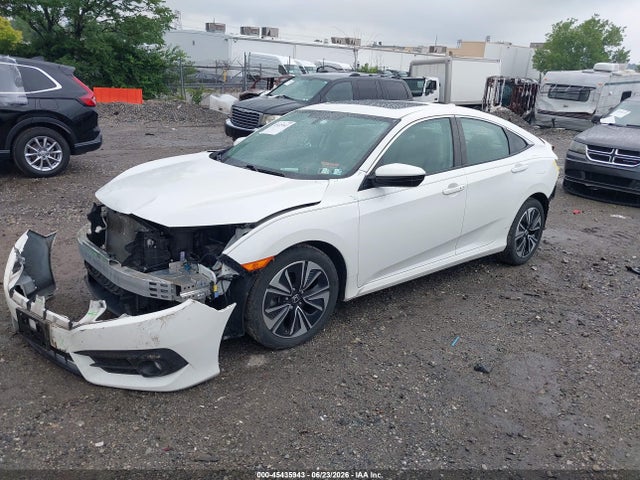 2018 Honda CIVIC EX-T — фото 2